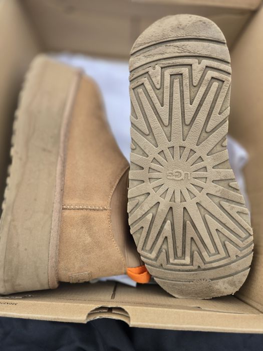 Cizme UGG piele întoarsă