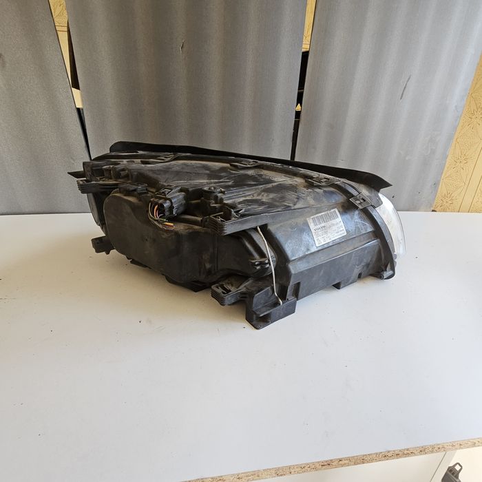 Фар ляв за  Волво В70/С80 Volvo V70/S80