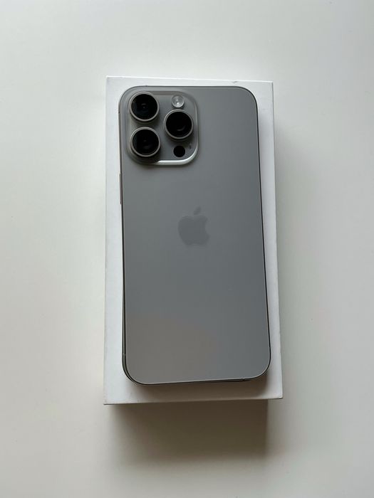 Iphone 15 pro max 256gb natural titanium in garantie