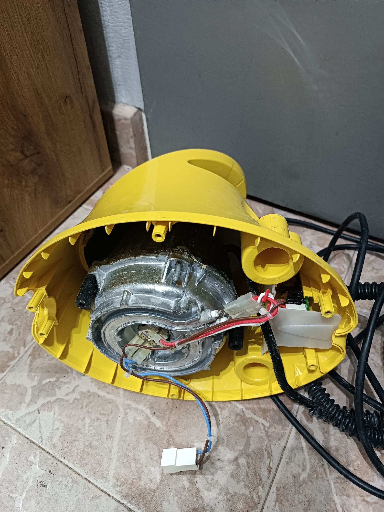 Парочистачка Karcher SC2 за части