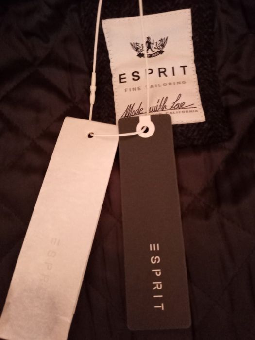 Новое стильное мужское пальто  "ESPRIT"
