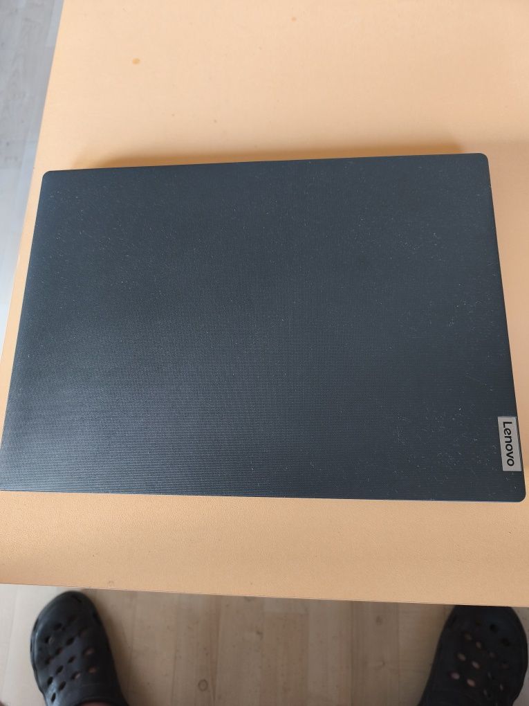 Лаптоп Lenovo 14IML05