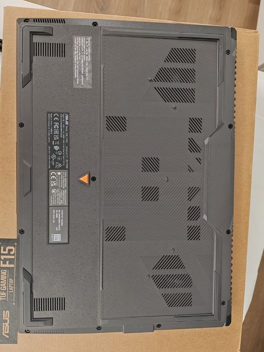 Laptop Asus Tuf Gaming F15 cod unic 1063 FULL BOX
