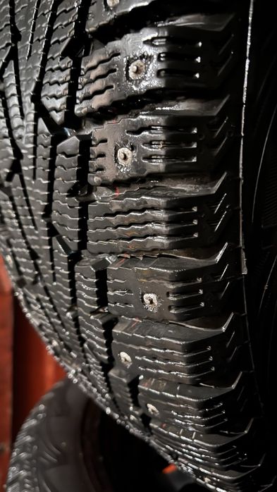 Продам резину на дисках комплект 4 штуки Cordiant 205 55 R 16