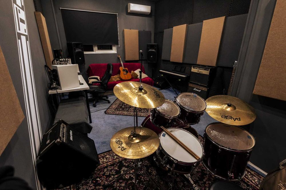 Sală de repetiții – Ultracentral (Piața Amzei / Romană) – NON-STOP!