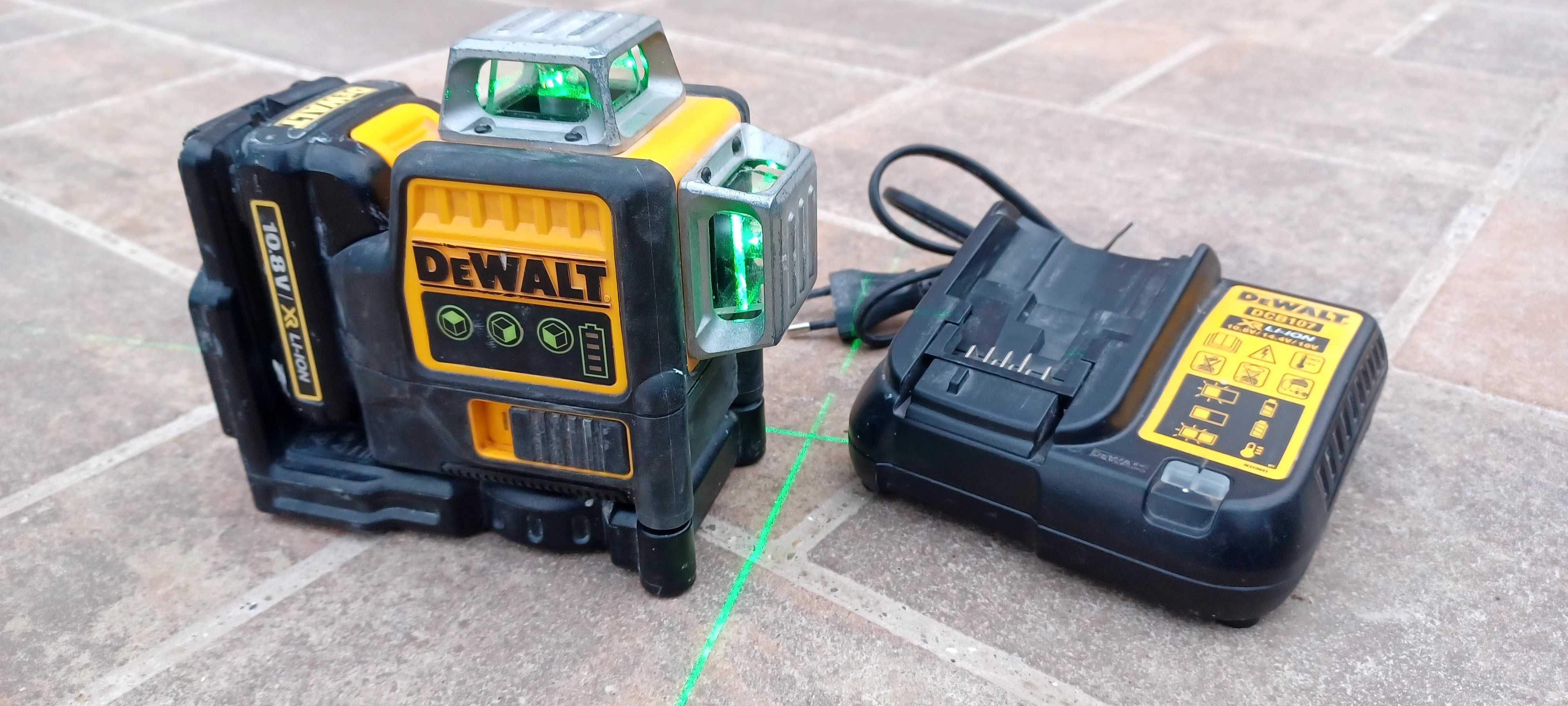 Laser Dewalt DCE089G