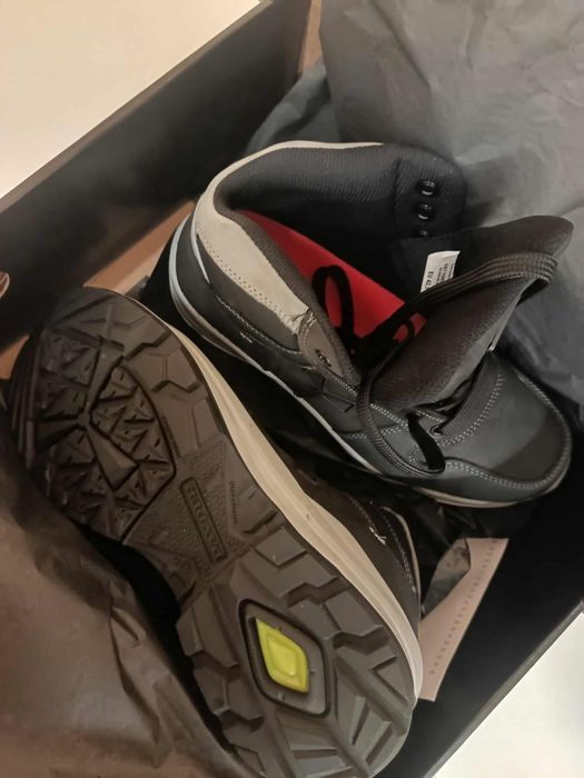 Боти с бомбе чисто нови