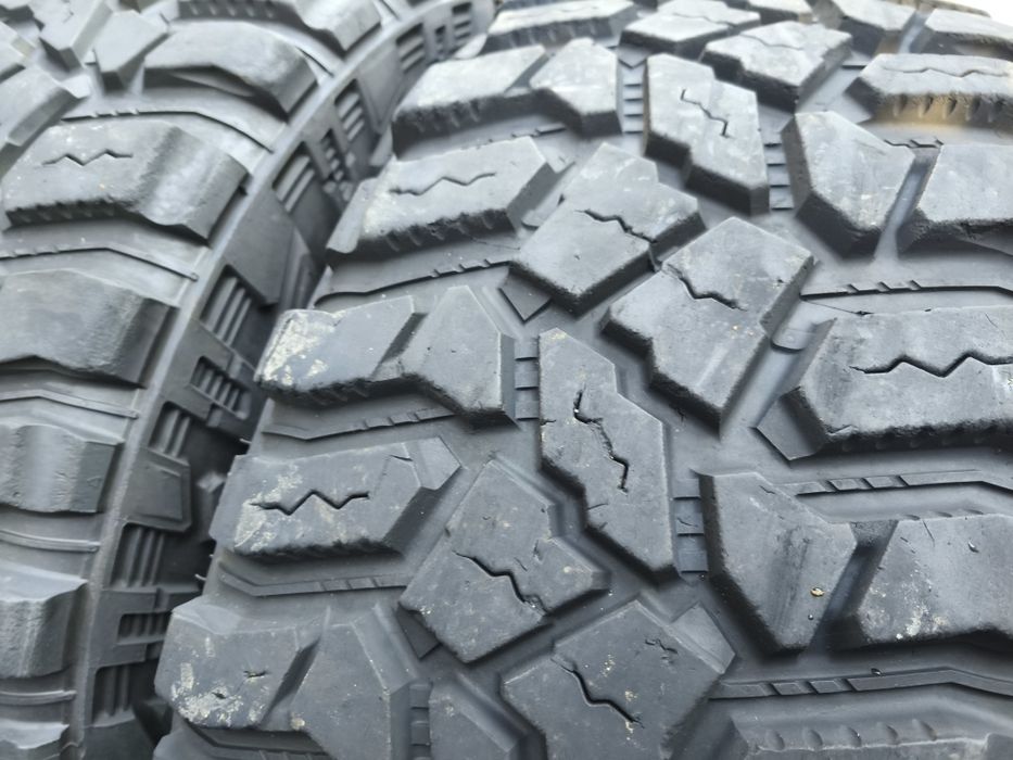 285/70/17" 4бр Cooper discoverer stt pro,dot0423