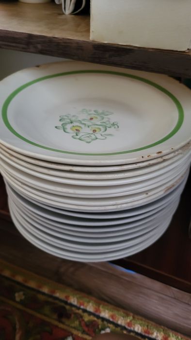 Отдам бесплатно ппосуду