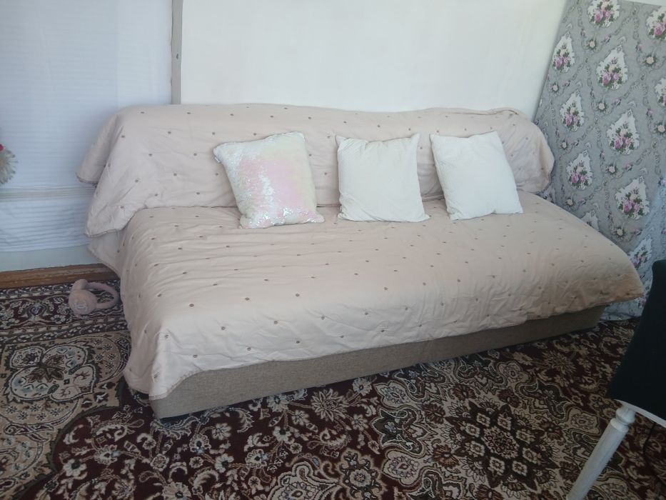 Samsung a16 sotiladi 8/256 yap yangi Devan raskladnoy sotiladi  razmer