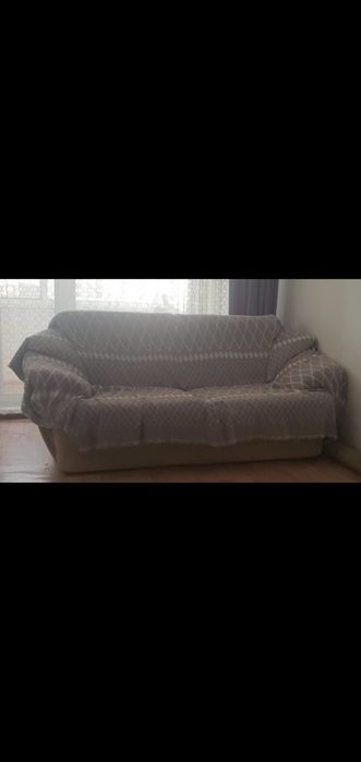 Житикаре,,Потьютков,, шикарный диван