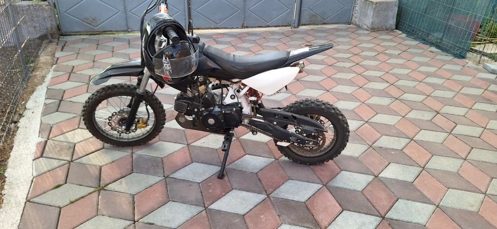 Moto cross 125 cc,