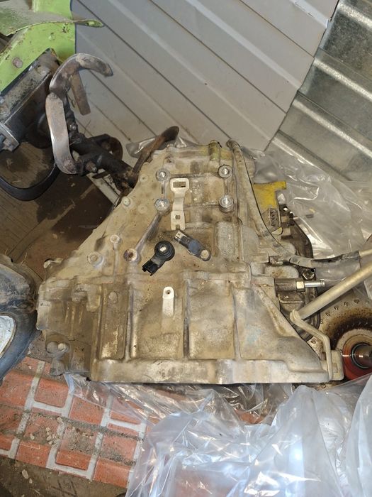 Продам акпп тайота авенсис 2.0