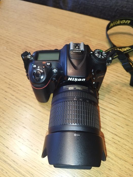 Nikon D7100 + AF-S DX 18-105mm VR – Отлично състояние
