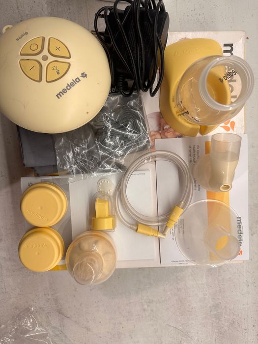 Помпа за кърма Medela