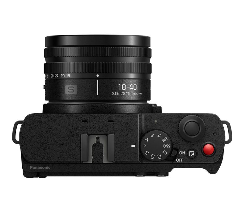 Panasonic Lumix S9 Jet Black S 18-40mm f/4.5-6.3 fara schimburi