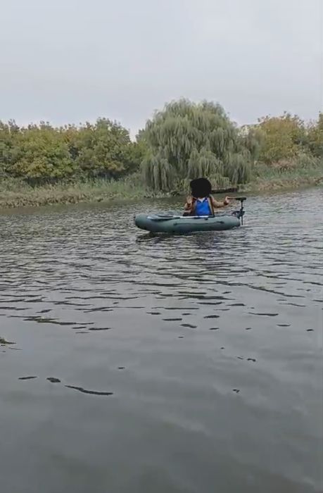 Barca gonflabila aqua storm cu botor electric 36 lbs