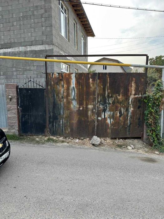 Продам ворота и калитку из советского металла, тяжелые.