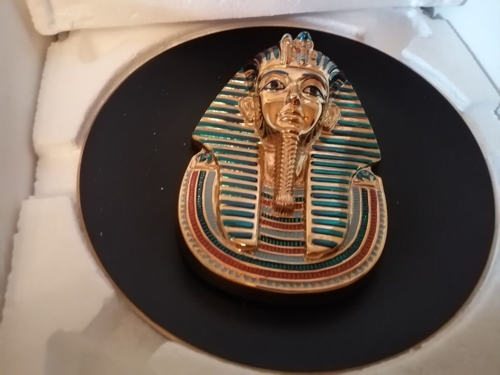 Vand farfurie 3D cu Faraonul Tutankamon, pictata manual cu aur Egipt