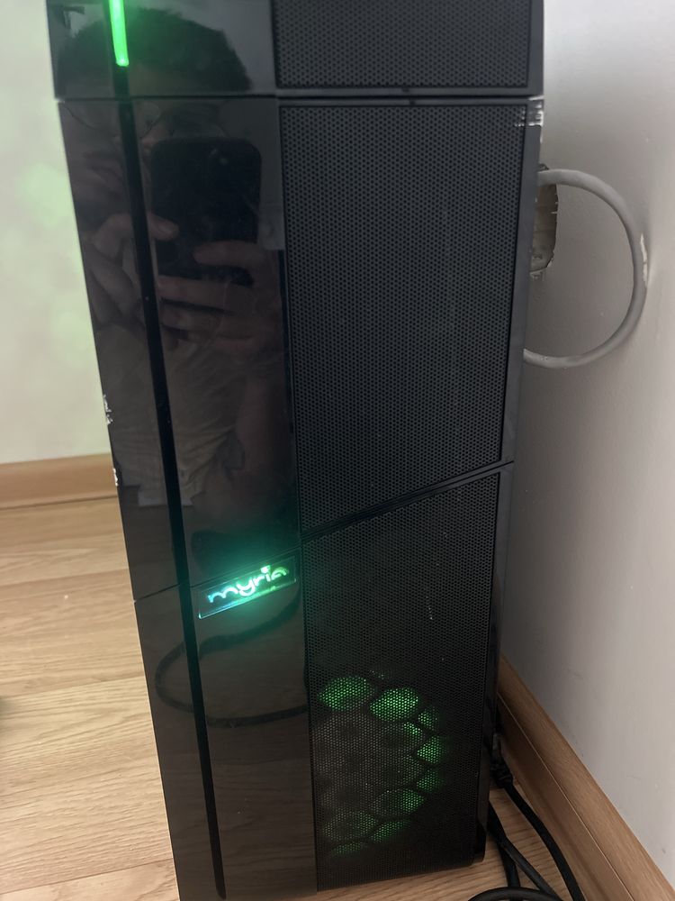 PC Gaming Myria i5-9400F / GTX 1060 6GB / 16GB RAM / SSD + HDD