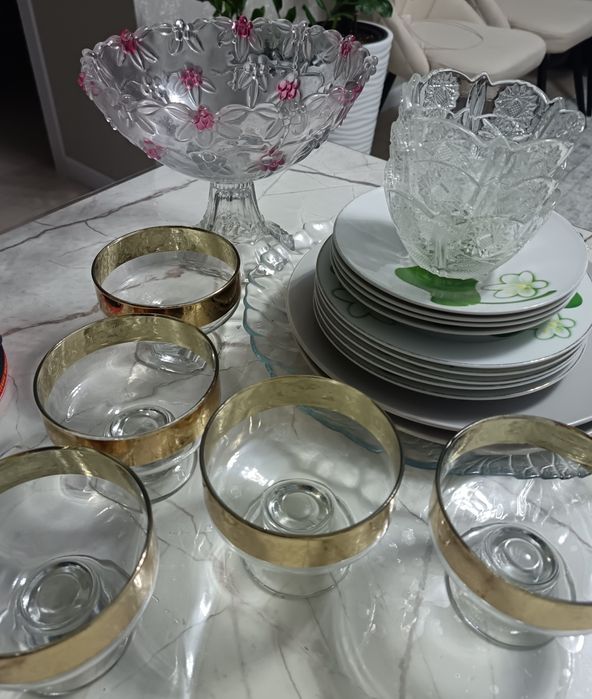 Продам посуду в хорошем состоянии