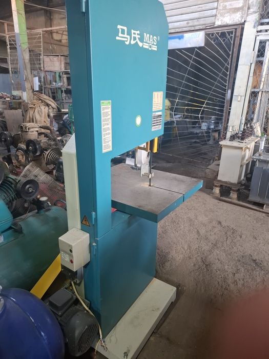 Ленточни лобзик MAS