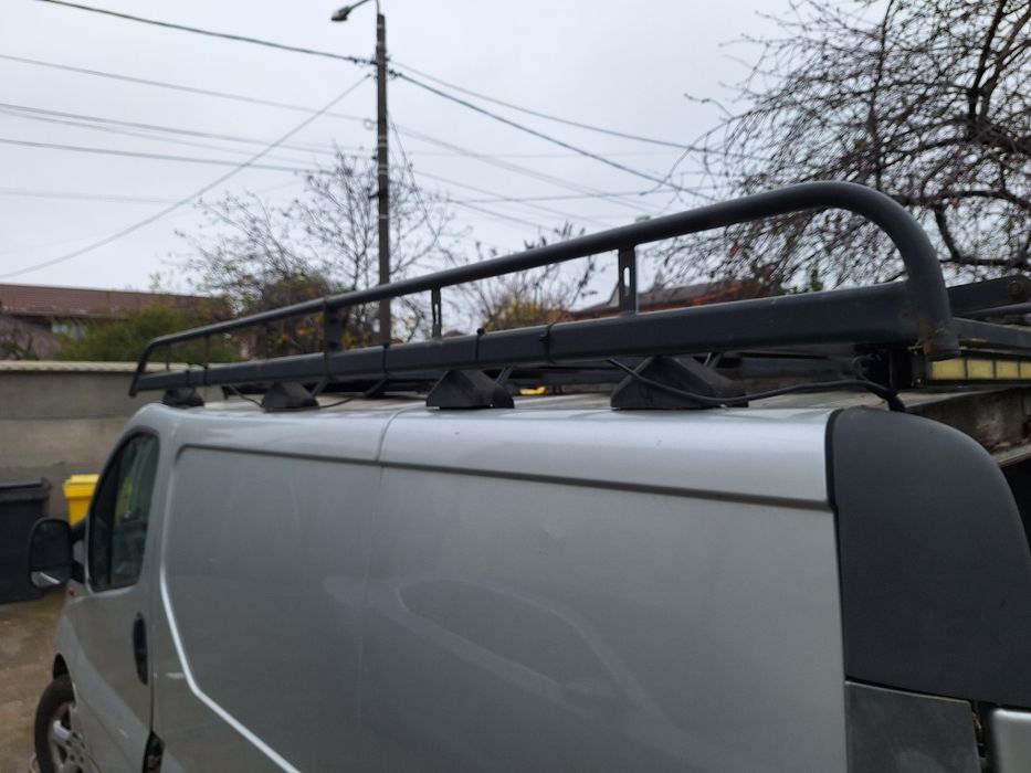 Vând portbagaj,scara si girofar Opel Vivaro