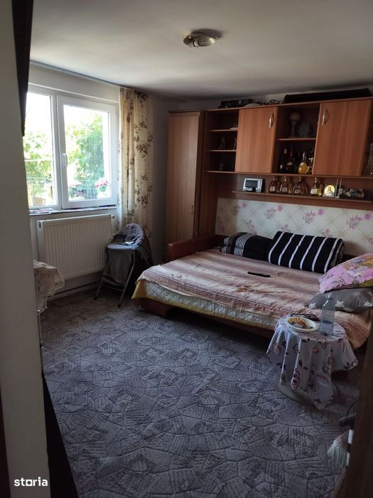 Vând casă Mioveni cartier Colibasi