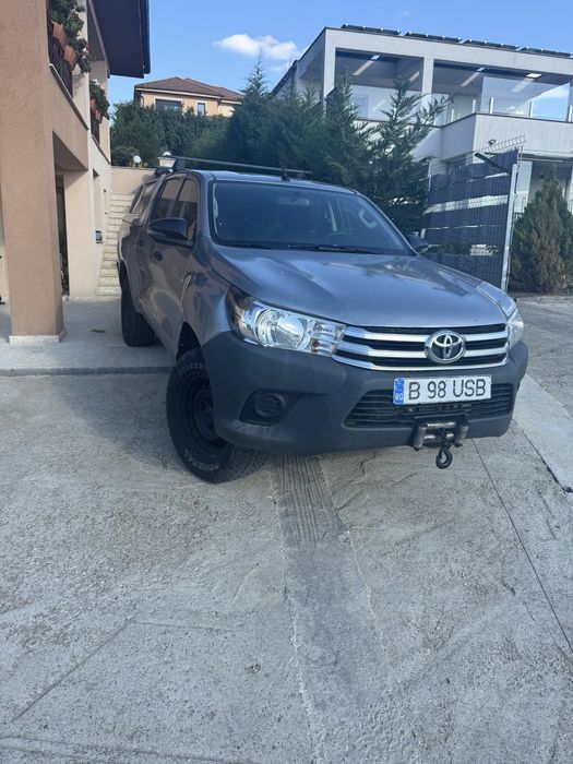 Vand Toyota Hilux