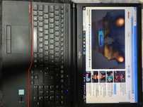 Laptop Fujitsu Lifebook E557