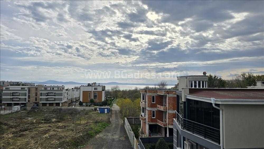 Апартамент с морска панорама гр. Бургас, Сарафово-без такса поддръжка