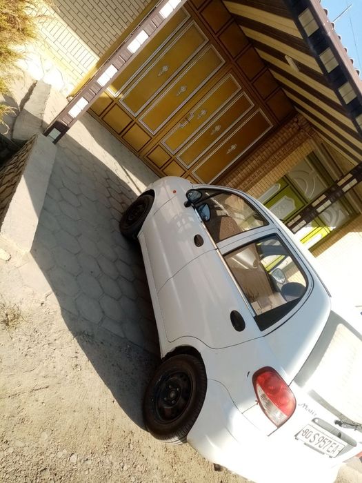 Matiz sotiladi oq rangi