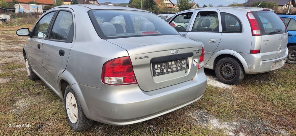 Dezmembram Chevrolet Kalos 1.4 benzina 2005