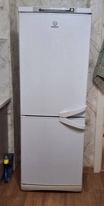 Холодильник Индезит