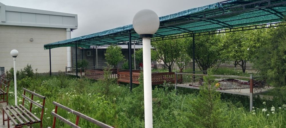 Jizzax v Zarbdor t Davr tuyxona kelishilgan narxda sotiladi