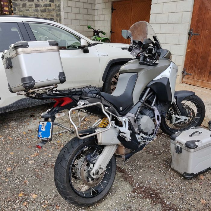 DUCATI MULTISTRADA 1200 ENDURO din 2016 cu 48000 km
