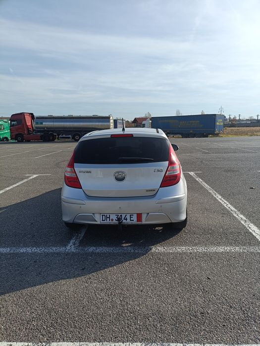 Vând Hyundai i30