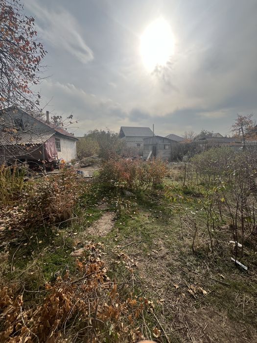 Продам участок в городе — вода, свет, газ рядом, 11,5 соток