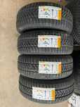 vând 4 anvelope 205/55/17 Pirelli de iarnă noi