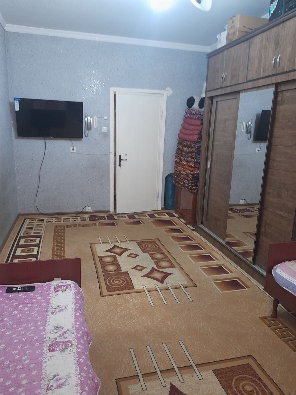 Продаётся дом Чилонзор 11,,,3/2/4 Орен р,Умид кафе 1.5*3балкон 63000$