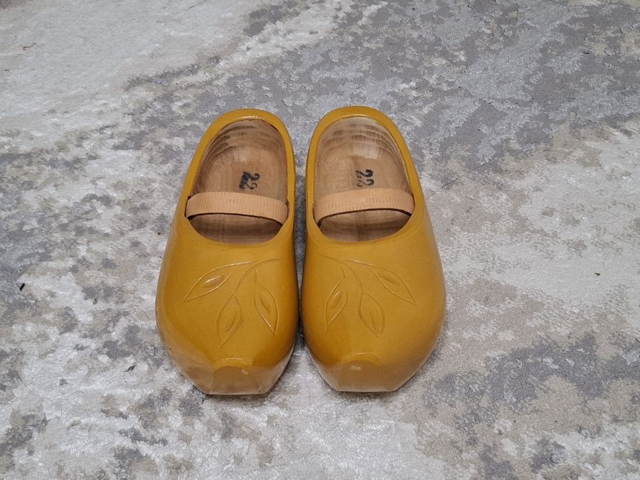 Кломпы Голландские