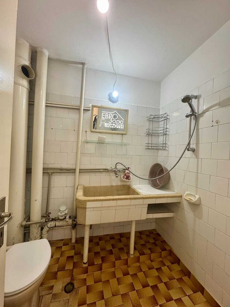 Продава се Двустаен апартамент в Стара Загора, Три чучура - юг - 43 кв.м за 1138 €/кв.м - Снимка #9