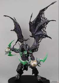 Статуетка от играта World of Warcraft Demon Form illidan
