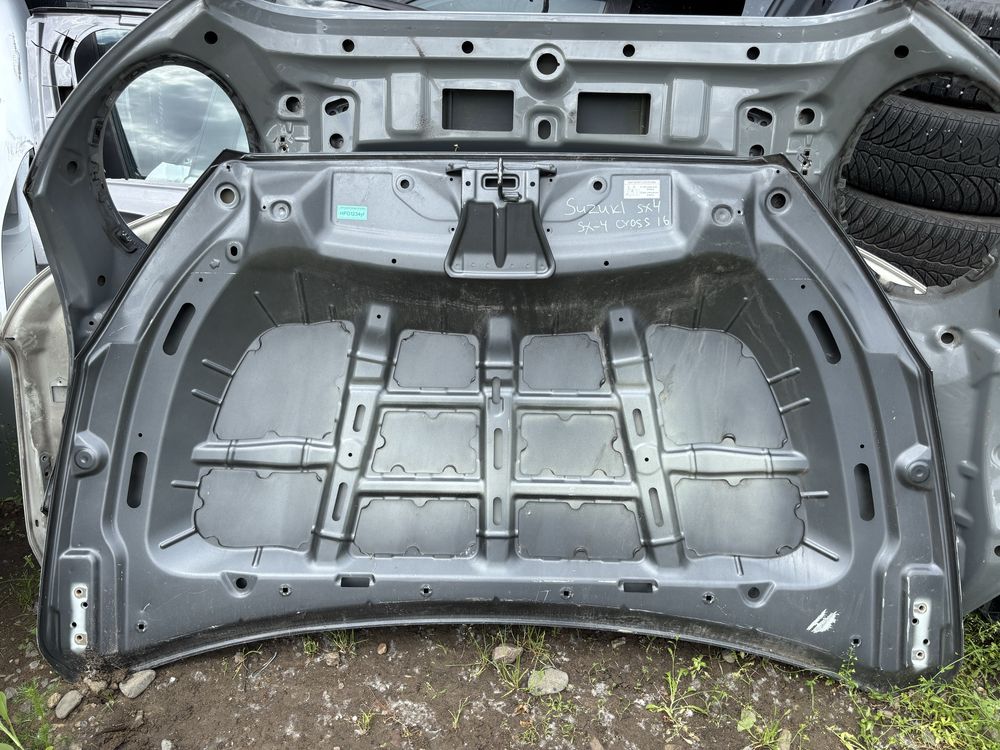 Капак  Suzuki SX4 S-cross