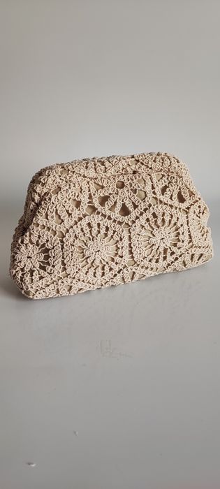 Plic nou, model hexagon