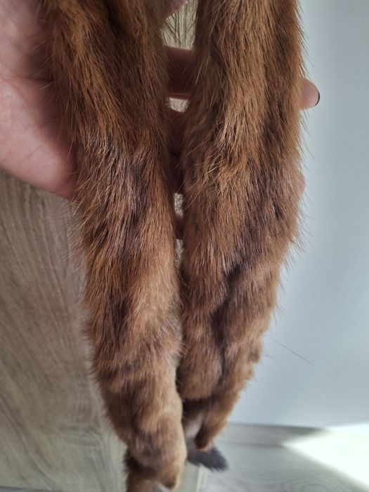 2 Gulere din blana naturala, vulpe si nutrie