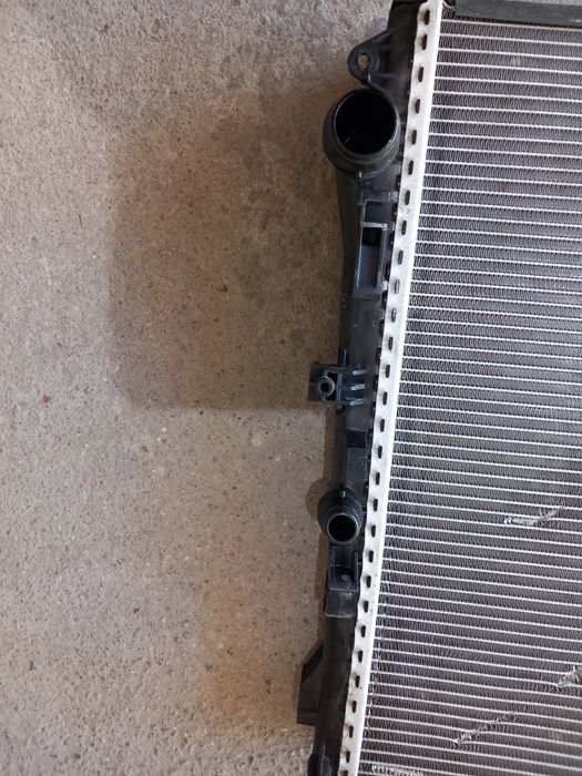 Воден радиатор mercedes w222