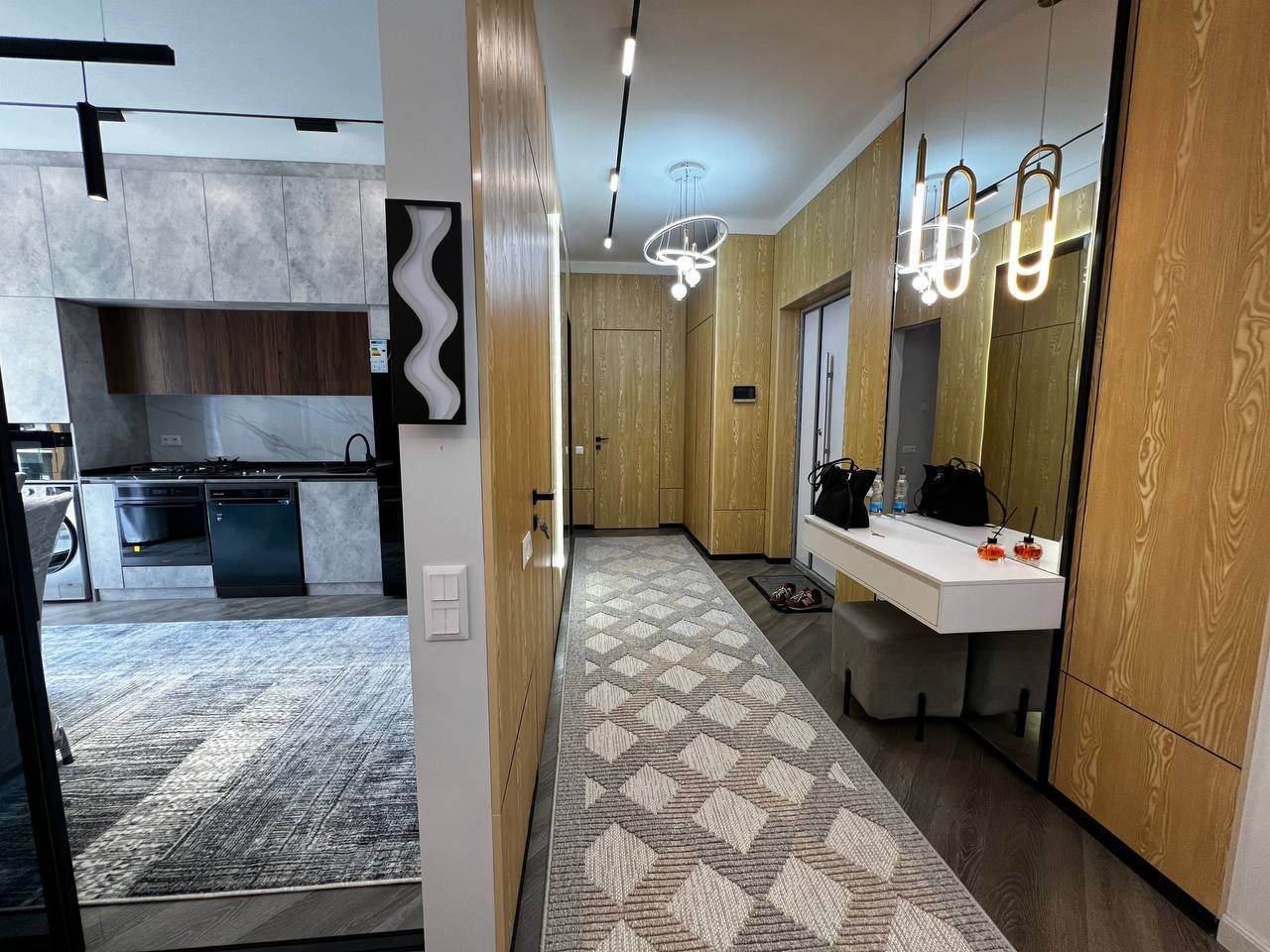 Сдаётся 2х ком квартира, ЖК Мирабад Авеню, ор-р: Гламур, 67 м²