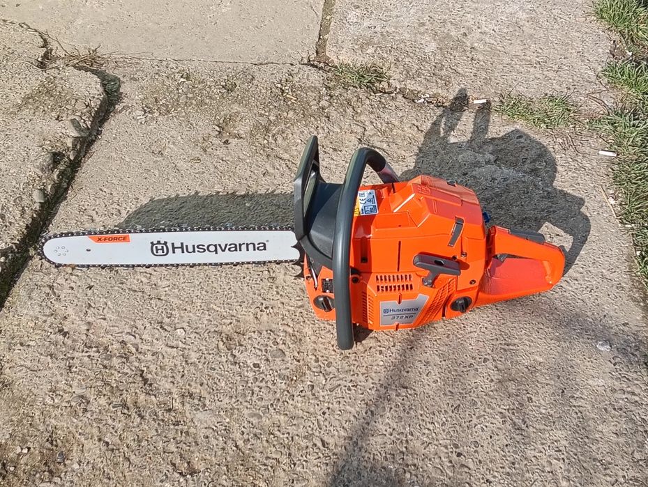 Vând Husqvarna 372 XP-TORQ Noua