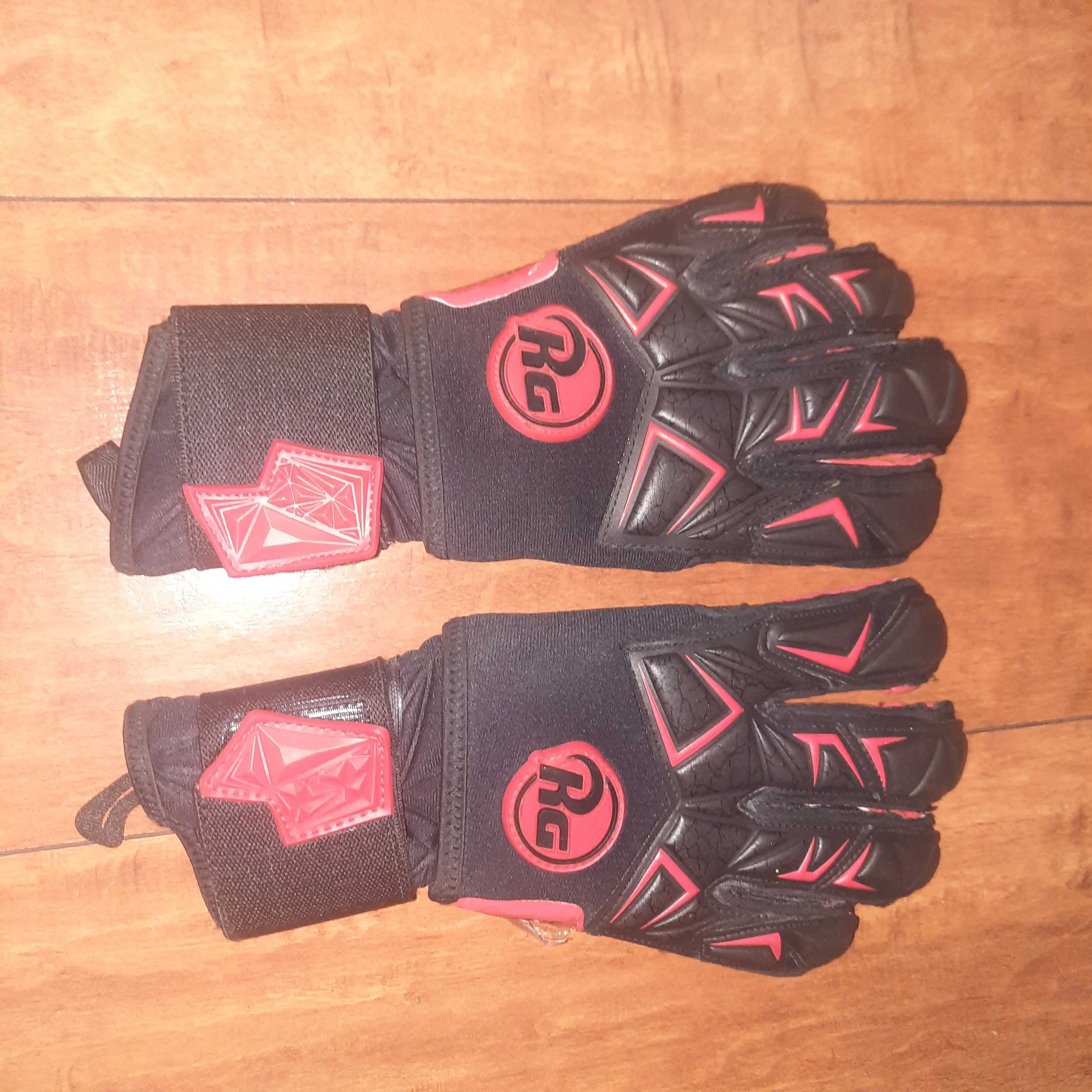 Вратарски ръкавици RG TUANIS червени размер:7
